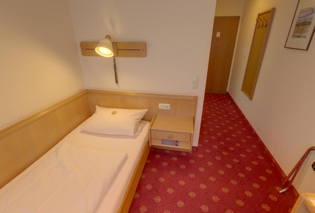 Hotel Garni Stadt Friedberg Friedberg  Habitación foto